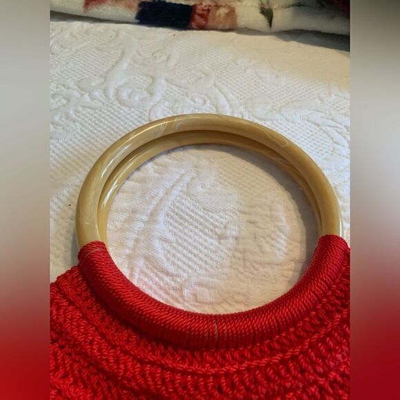 Red crocheted bag - Picture 4 of 4